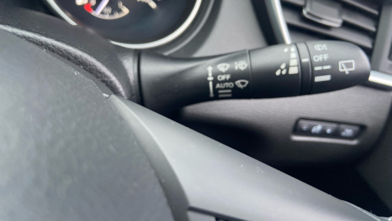 Nissan Qashqai 1.5 dCi N-Connecta 5dr Diesel Hatchback